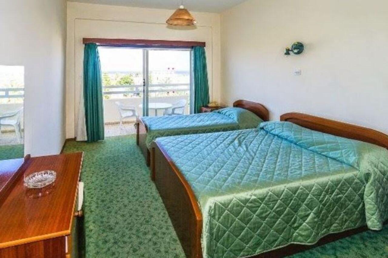 Marion Hotel Polis Екстер'єр фото