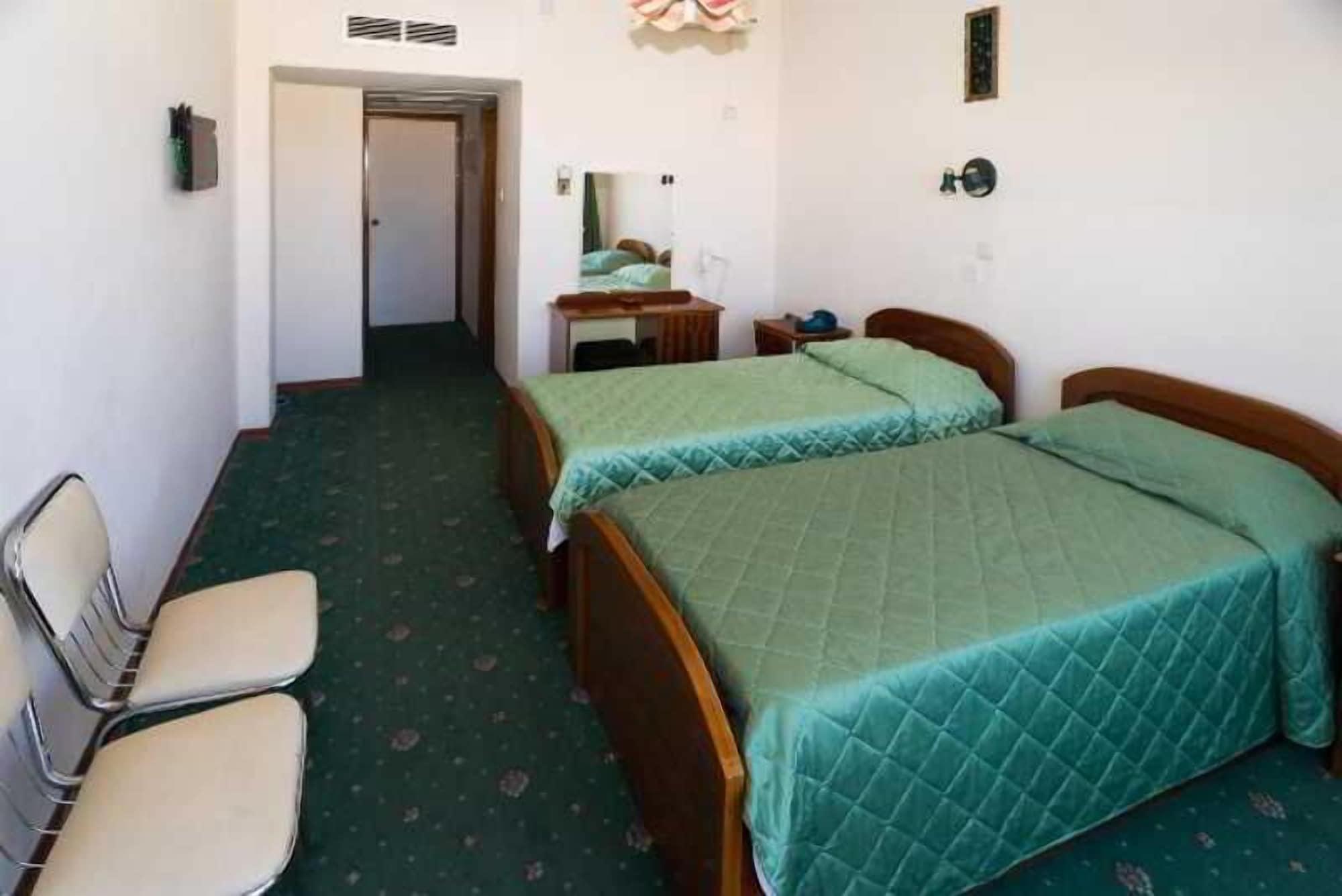 Marion Hotel Polis Екстер'єр фото