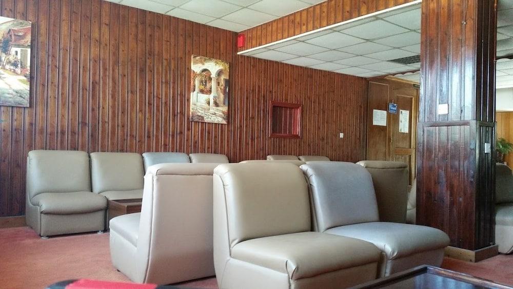 Marion Hotel Polis Екстер'єр фото