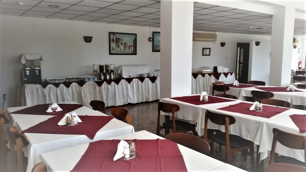 Marion Hotel Polis Екстер'єр фото