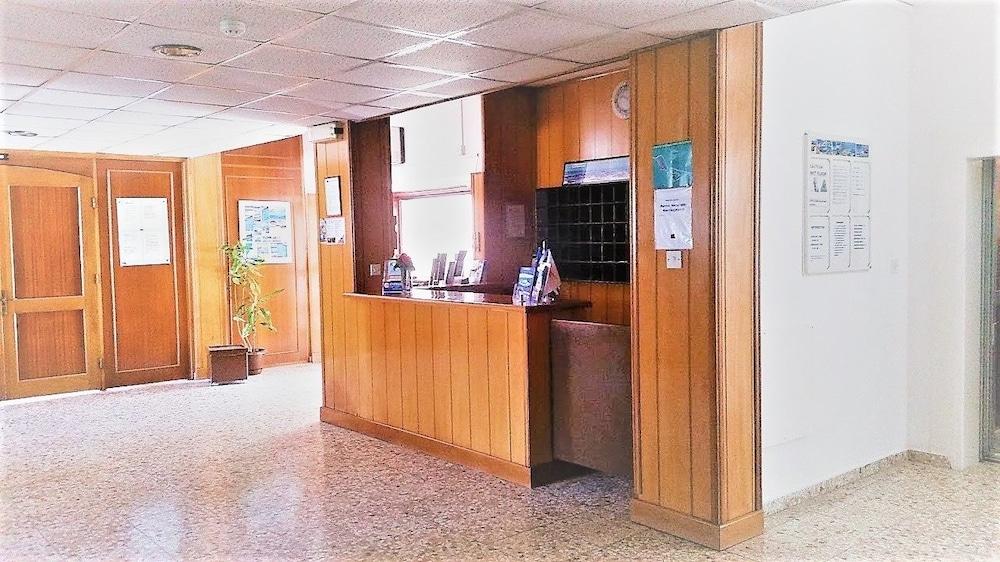 Marion Hotel Polis Екстер'єр фото