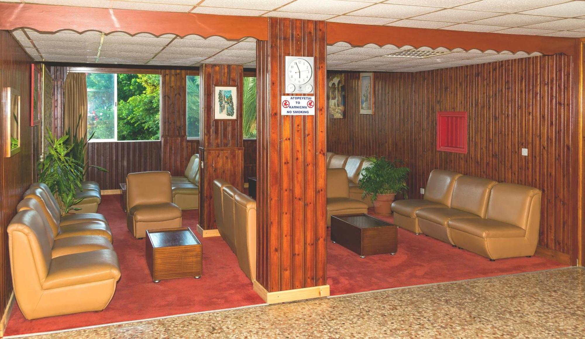 Marion Hotel Polis Екстер'єр фото